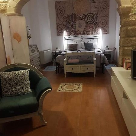 Lughera B&B Tula Екстер'єр фото