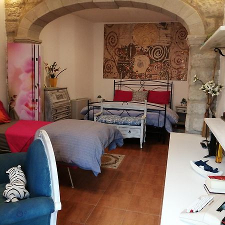 Lughera B&B Tula Екстер'єр фото